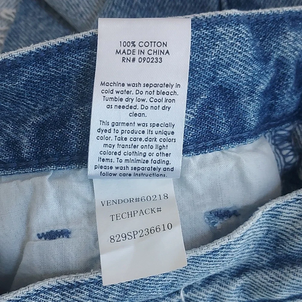 Ladies Pacsun Blue Denim Distressed Button Fly 5.5" Inseam Dad Shorts Size 24 - Picture 6 of 7